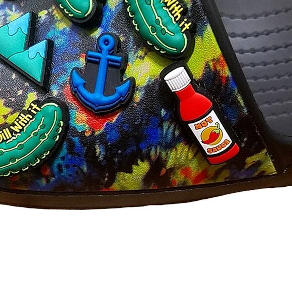 Crocs Patriots 'Just Dill With It' Pickle Graphics hotsauce sliders 11M - Picture 7 of 9